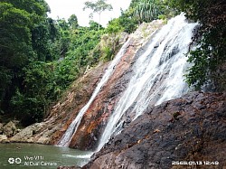 Na Muang waterfall 1