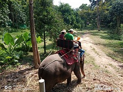 Na Muang waterfall 1