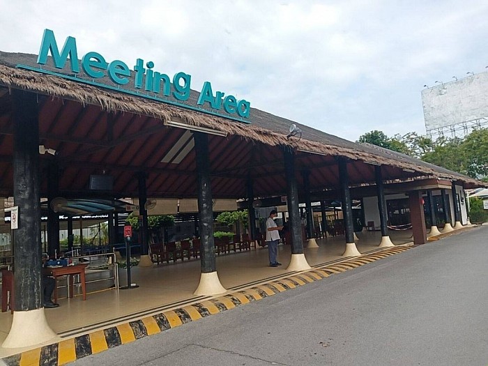 Samui Airport pick up point. You can meet driver here.